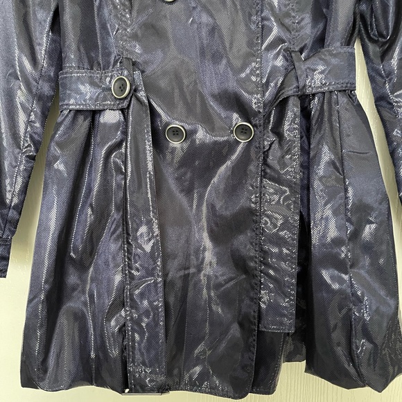 Authentic Armani Collezioni Bubble Hem Trench - Picture 4 of 10